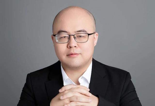 Yan Junjie